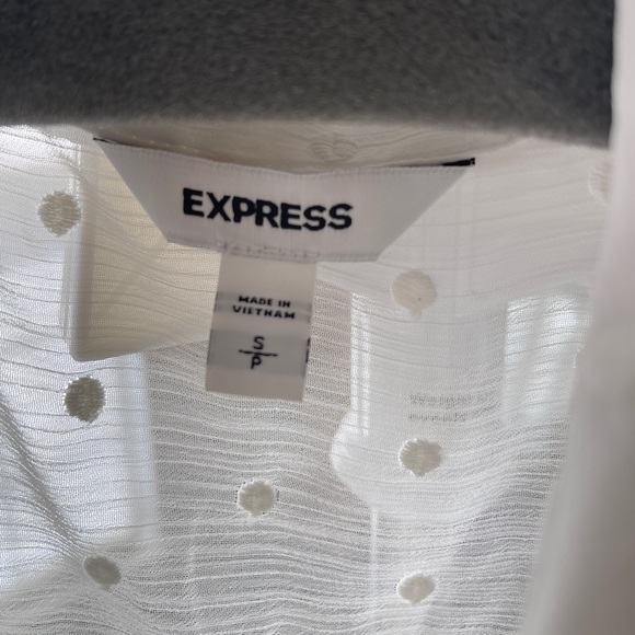 Express Blouse! - Picture 2 of 5